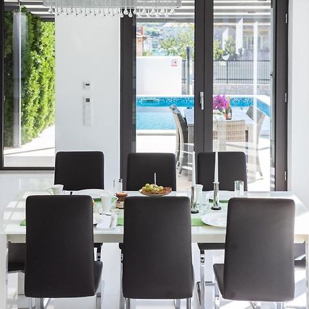 Luxury City Villa トロギール エクステリア 写真