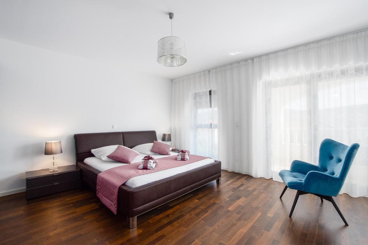 Luxury City Villa トロギール エクステリア 写真