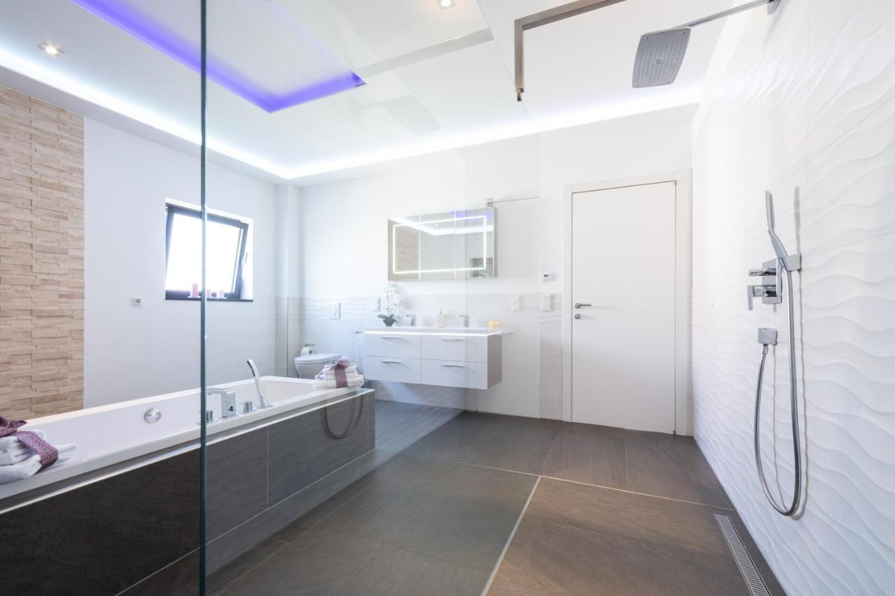 Luxury City Villa トロギール エクステリア 写真